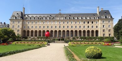 Red Ball au palais Saint-Georges