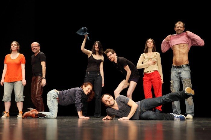 The show must go on photo Caroline Ablain