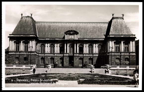 place du parlement rennes