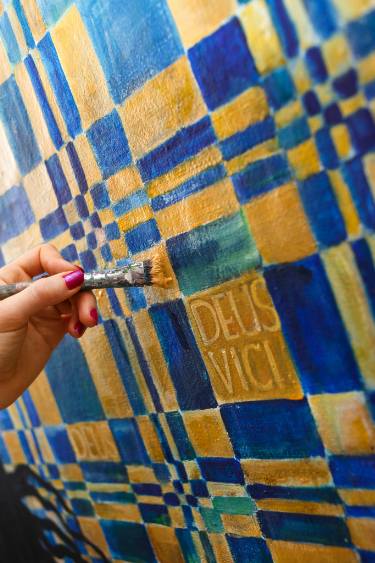 Yuliya Patotskaya artiste