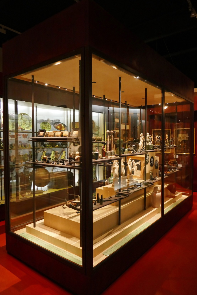 cabinet curiosités robien