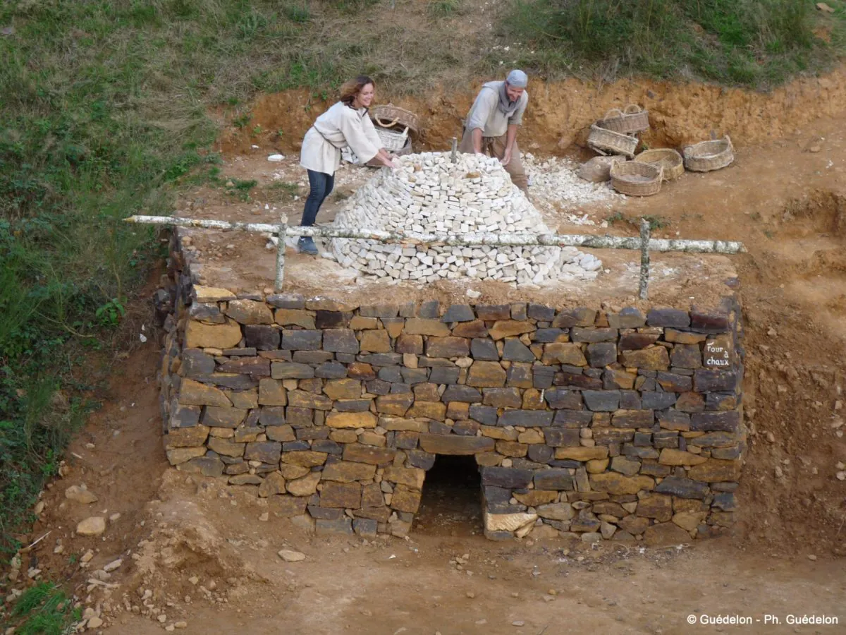 FOUR A CHAUX GUEDELON