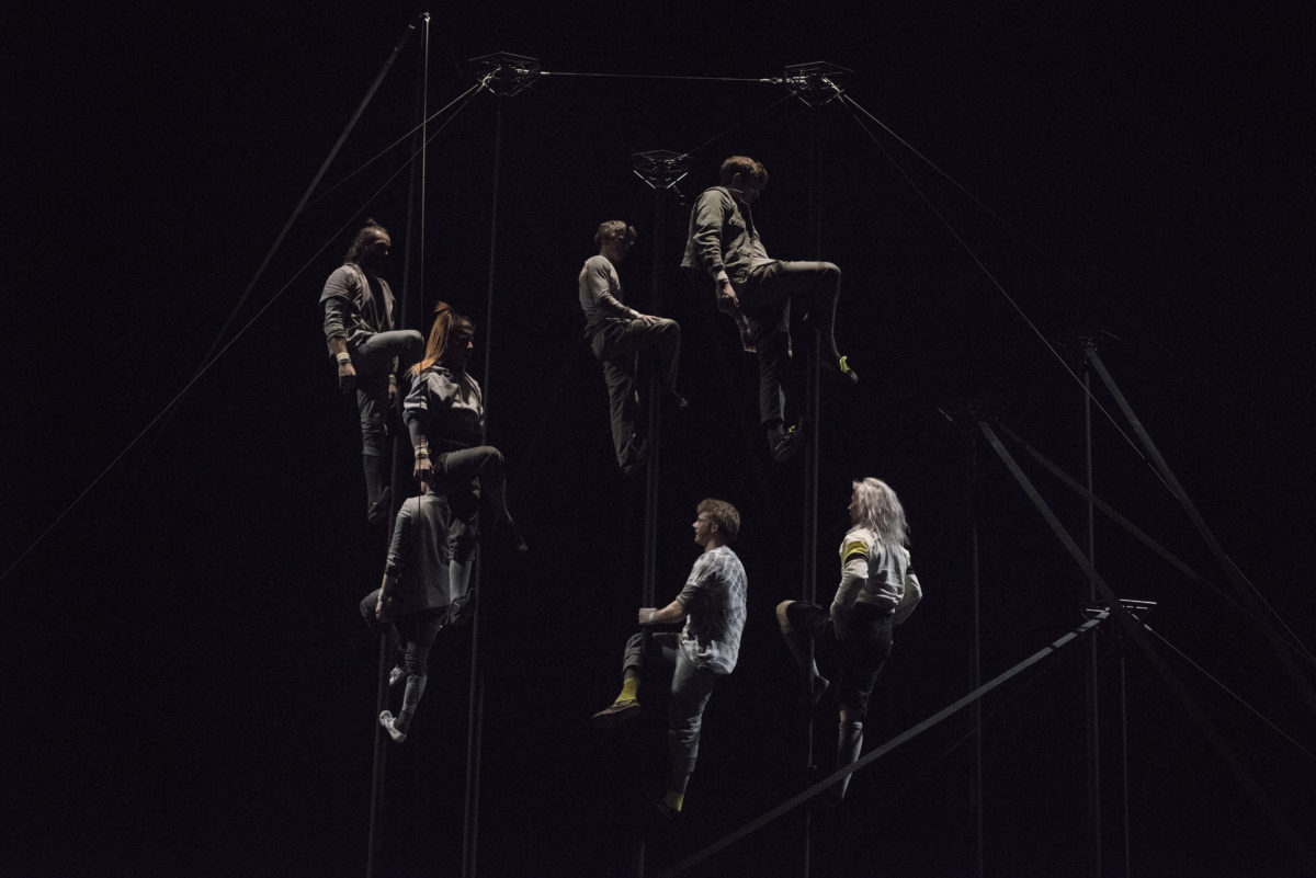 collectif sous le manteau monstro