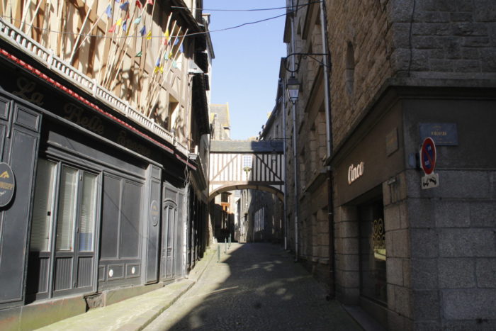 saint-malo corona