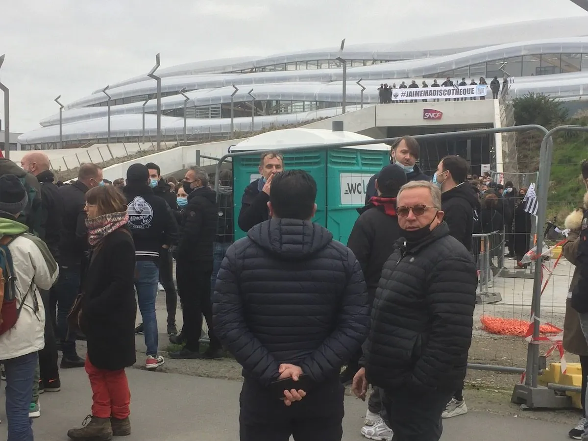 rennes manif patrons bars