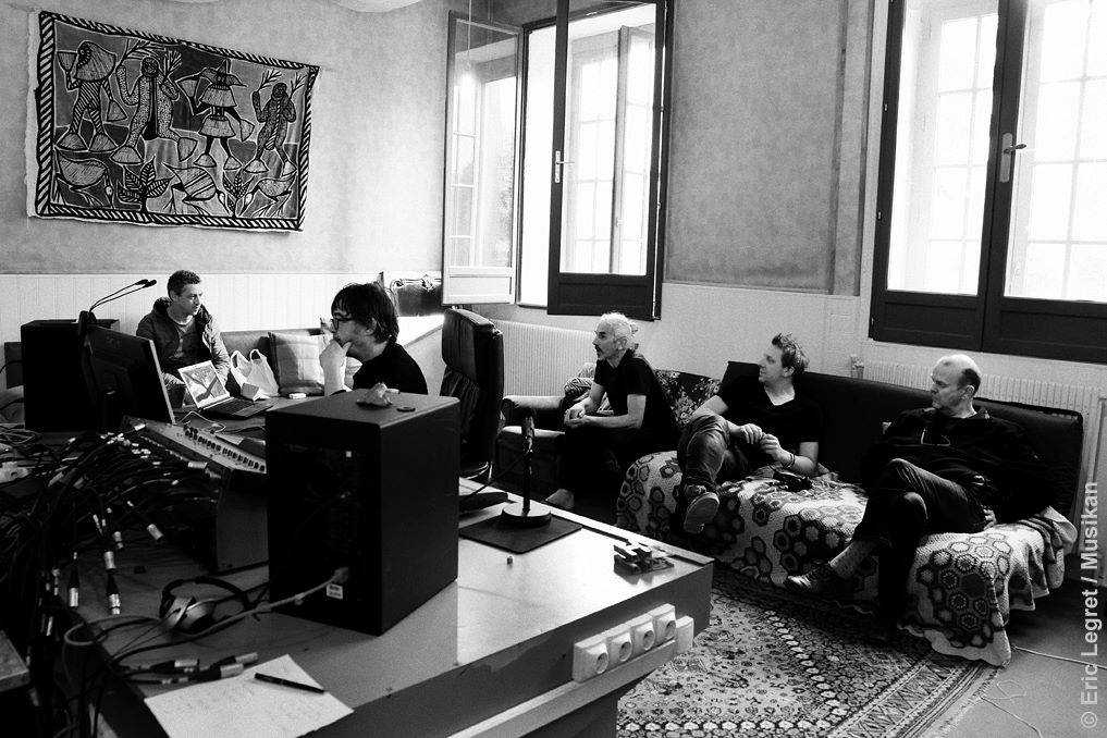 jacques pellen, offshore, standing on the shore