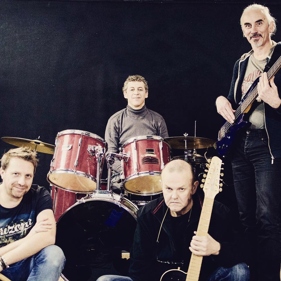 jacques pellen, offshore, standing on the shore