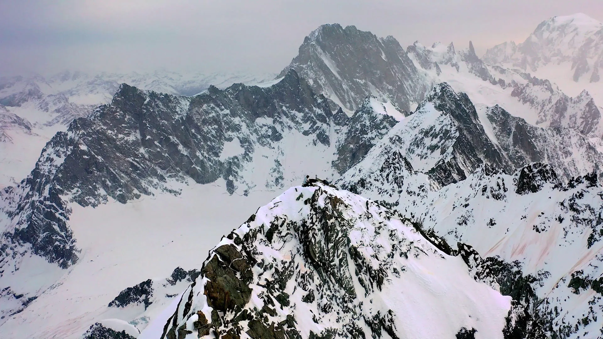 Aiguille triolet Alpes Kwoon  Sandy Lavallart