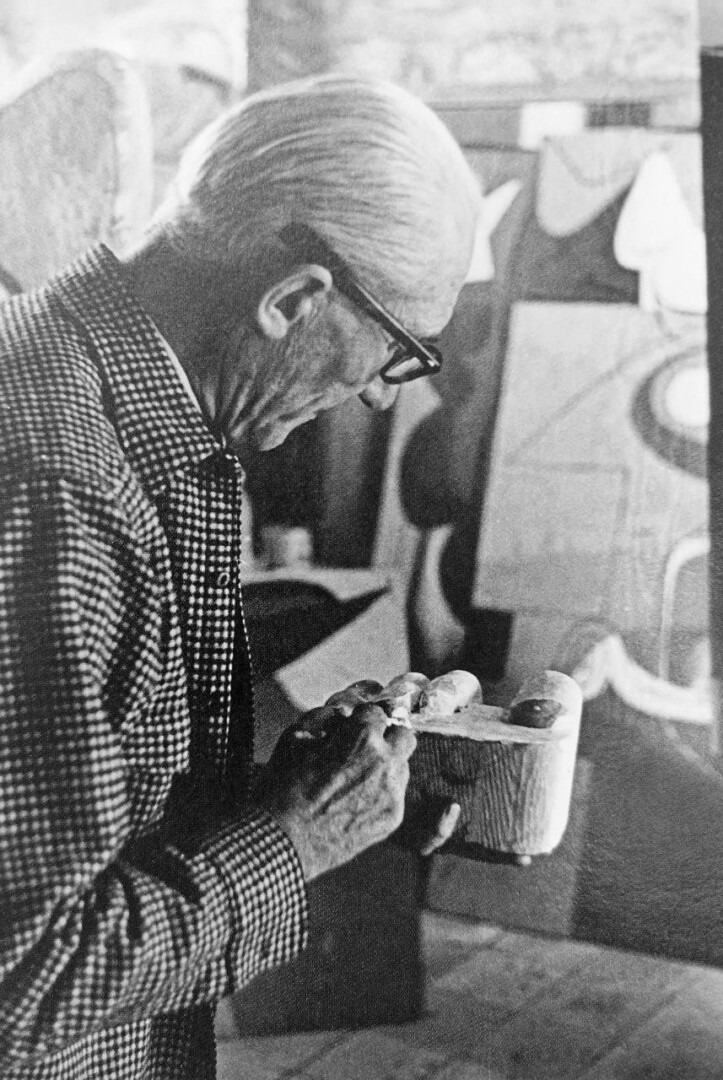 savina le corbusier