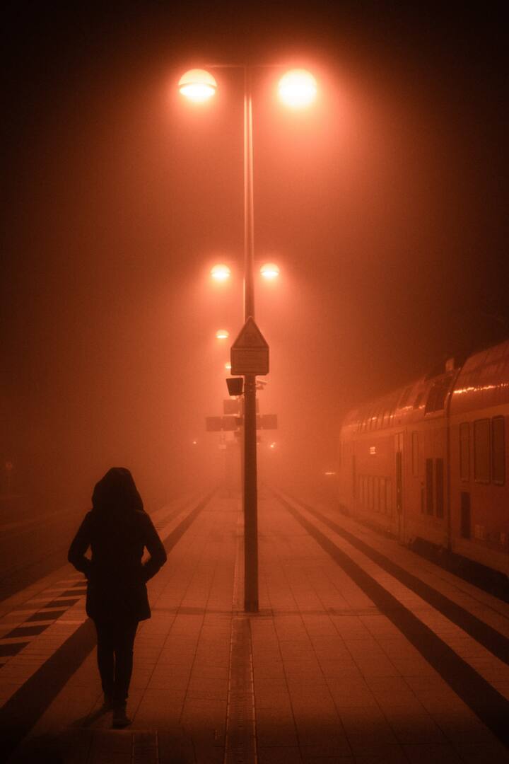 gare de nuit