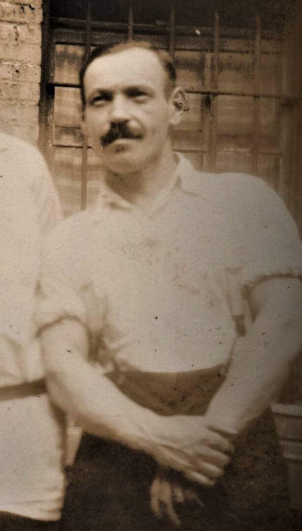 CONSUL BRETON LE ROUX