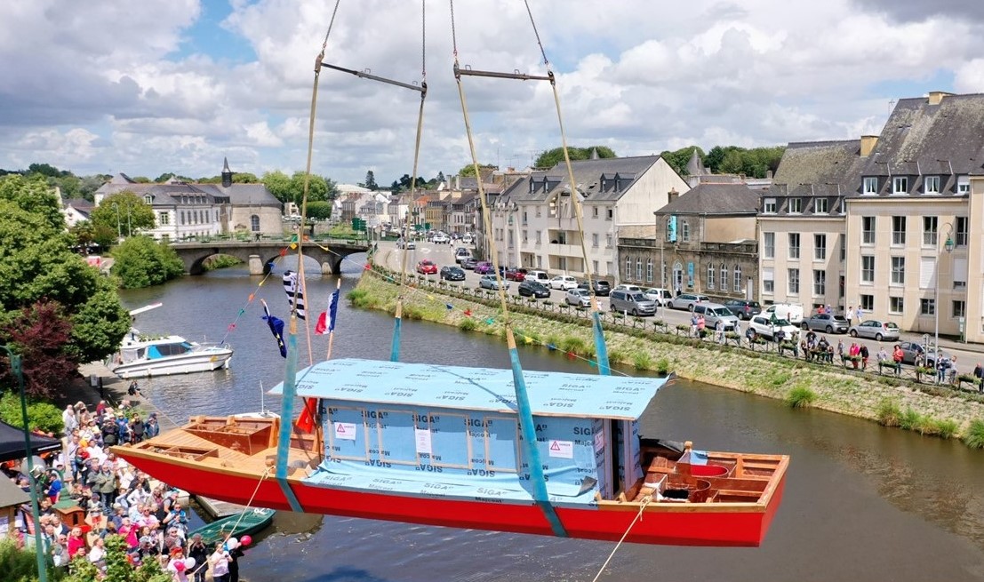 La Toue Cabanée Pontivy Halage et Attelage
