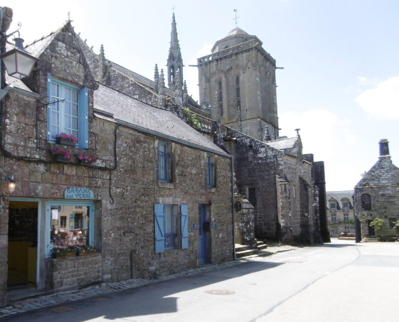 Locronan, son patrimoine et sa fête médiévale