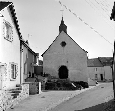 Vente église et chapelles + local par la mairie de Vitré 35