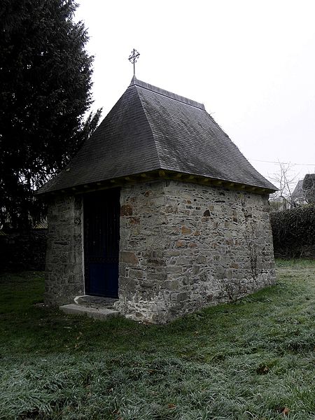Vente église et chapelles + local par la mairie de Vitré 35