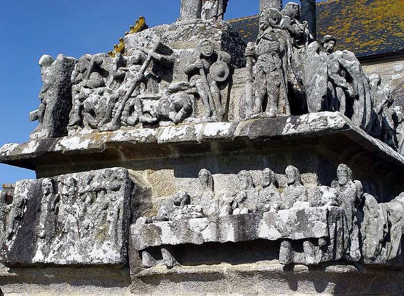 les calvaires monumentaux de Bretagne