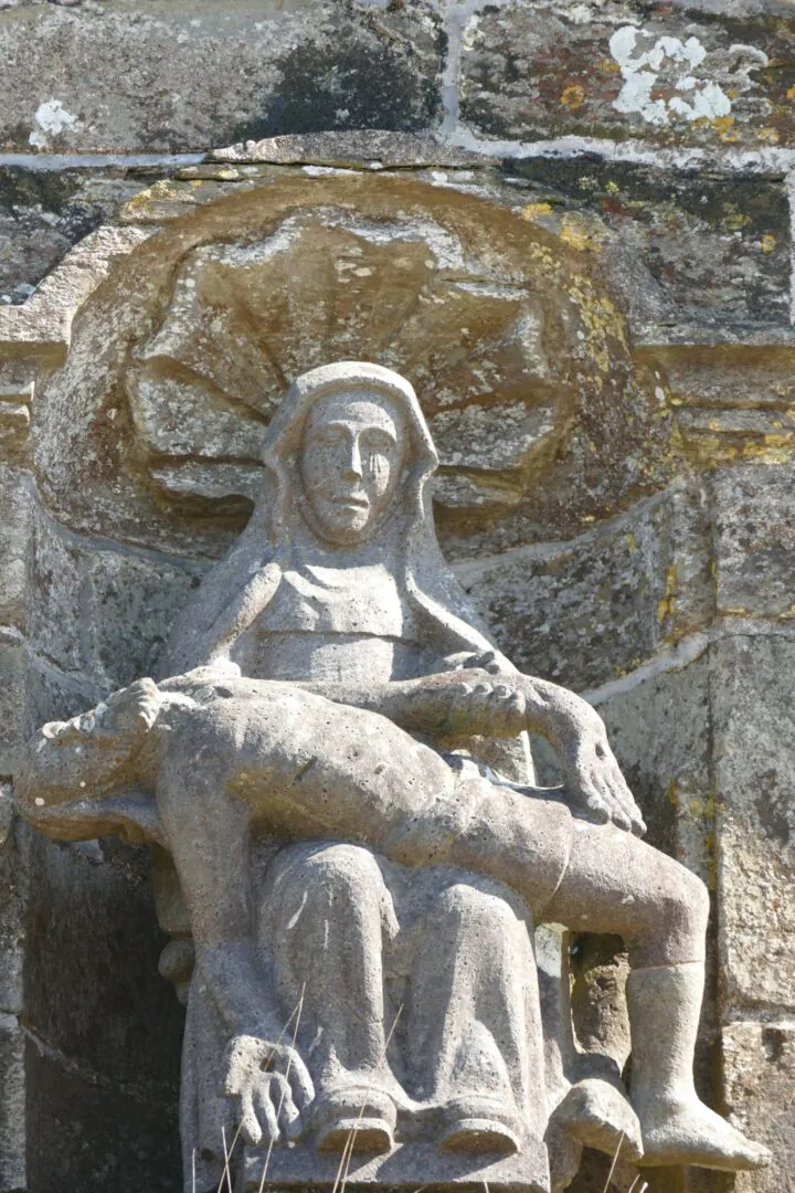  les calvaires monumentaux de Bretagne