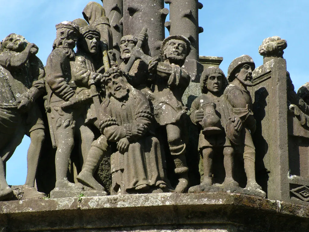 les calvaires monumentaux de Bretagne