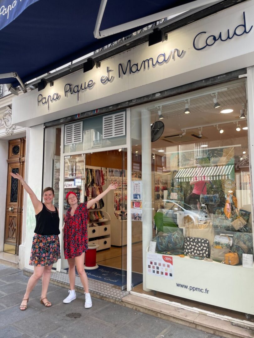 Papa Pique et Maman Coud