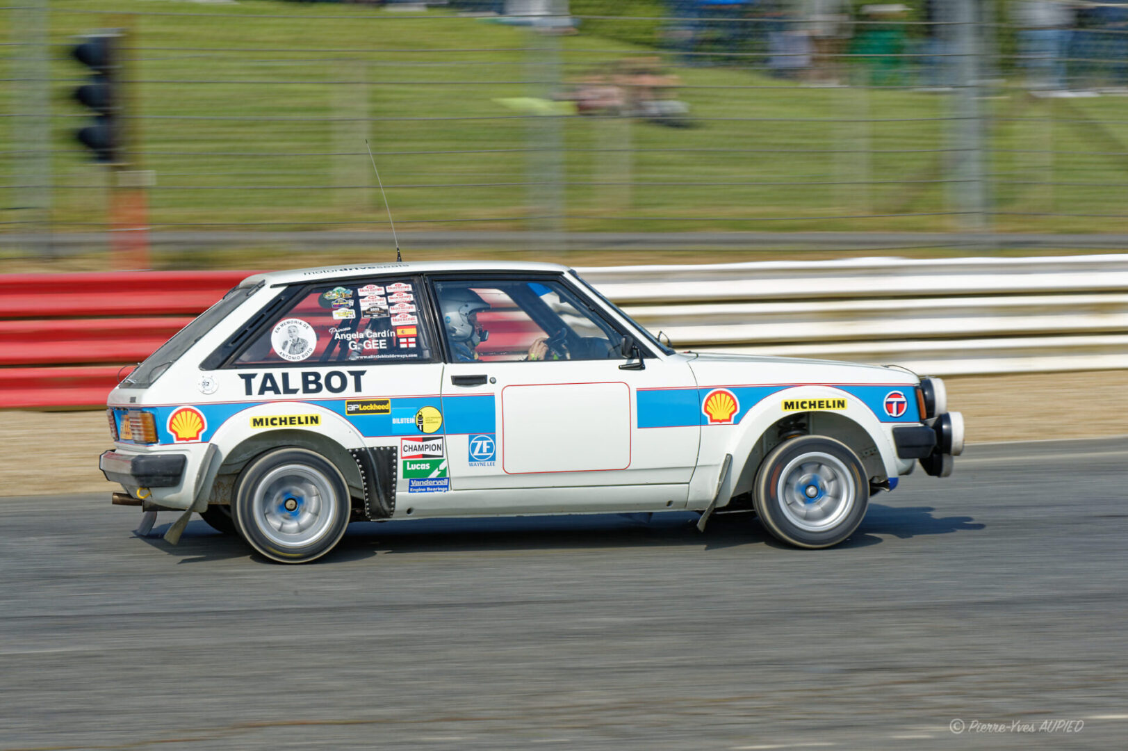 Le pilote Gary Gee (GB) sur Talbot Sunbeam Lotus - 2 roues motrices n° 82 - année 1990
