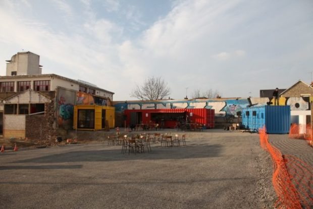 Aux Ateliers du Vent, la vie en containers, ça décoiffe !