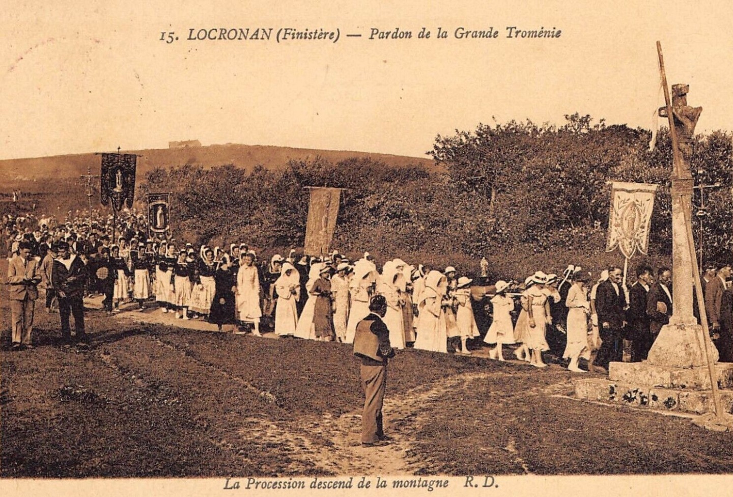 Locronan. Un village breton, un patrimoine exceptionnel, une fête médiévale en mai