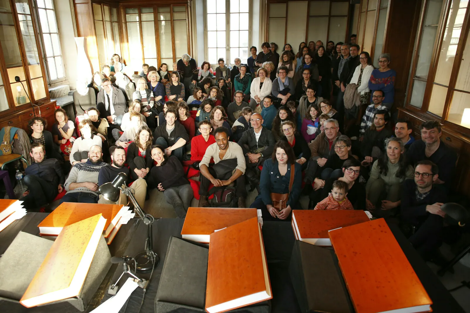 MARATHON DE LECTURE DE L’ENCYCLOPEDIE DES MIGRANTS À L’HOTEL PASTEUR