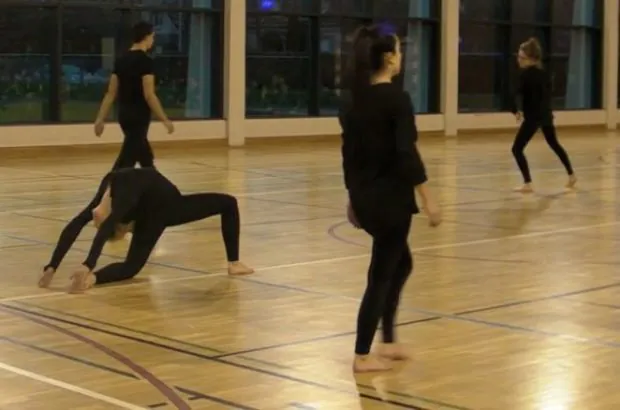 Dominique Jégou et Léa Rault font danser le lycée Chateaubriand