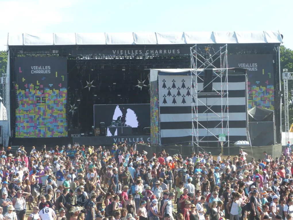 Vieilles Charrues 2016, vendredi, la musique, le bruit, le silence