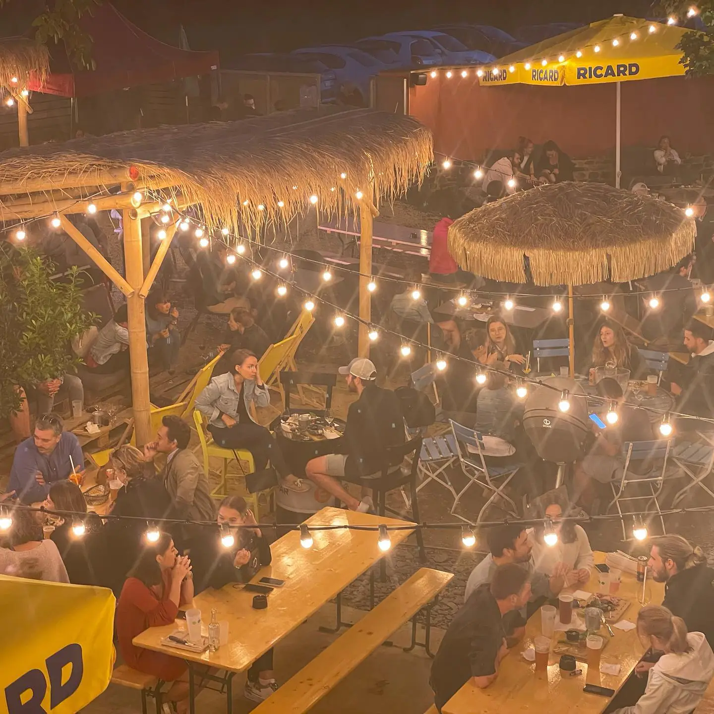 La buvette du Pont, le resto guinguette du port de Betton