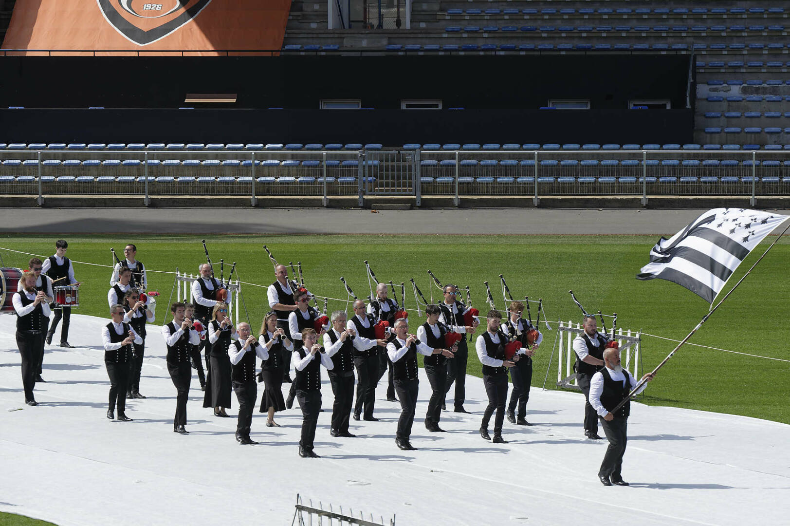 Bagad Locminé – Grande Parade Festival interceltique de Lorient 2021 |  Unidivers