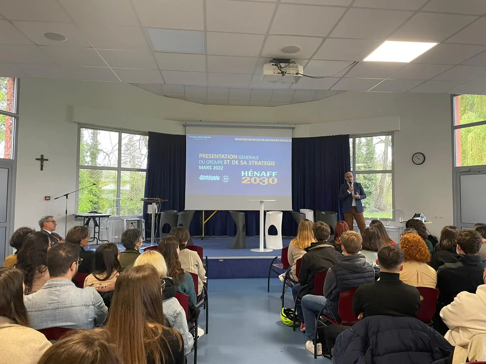 RENNES. TOUS SOLIDAIRES AU LYCÉE DE LA SALLE