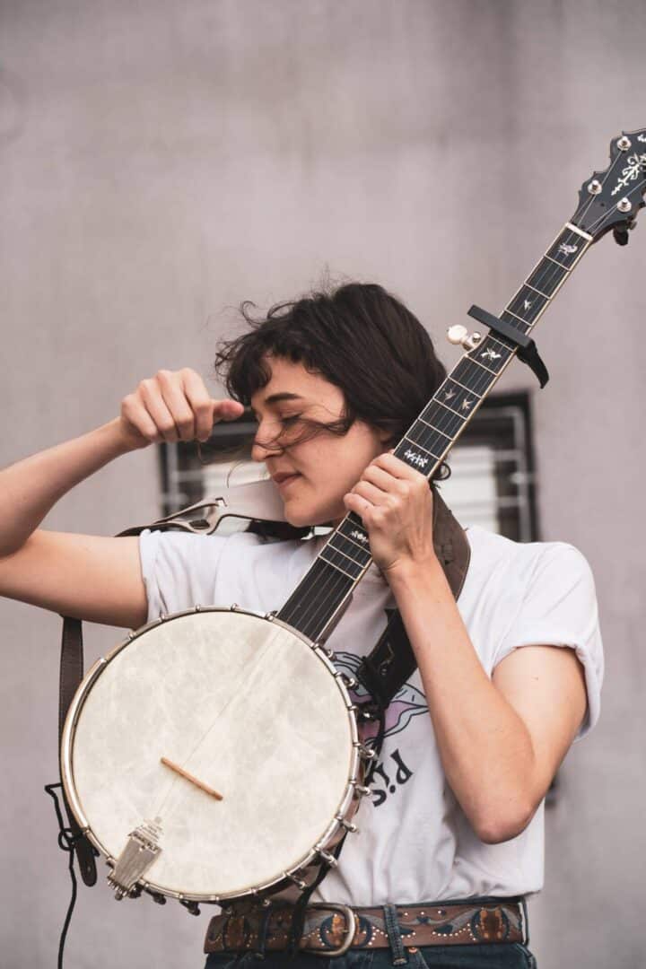 La Grande Boueuse Sentimentale Foule Inès Cassigneul