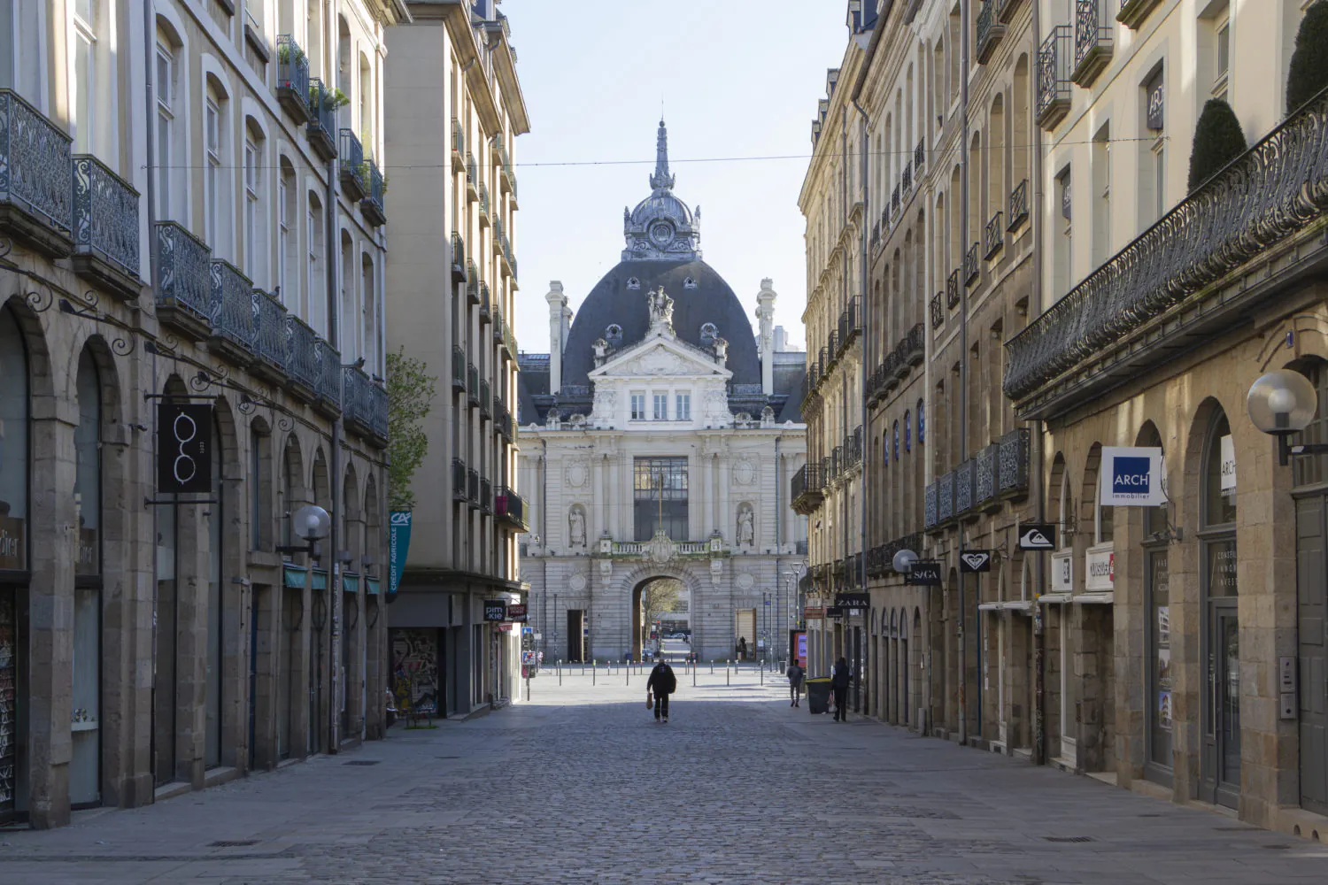 COVID A RENNES. HORAIRES DES SERVICES PUBLICS DURANT LE COUVRE-FEU