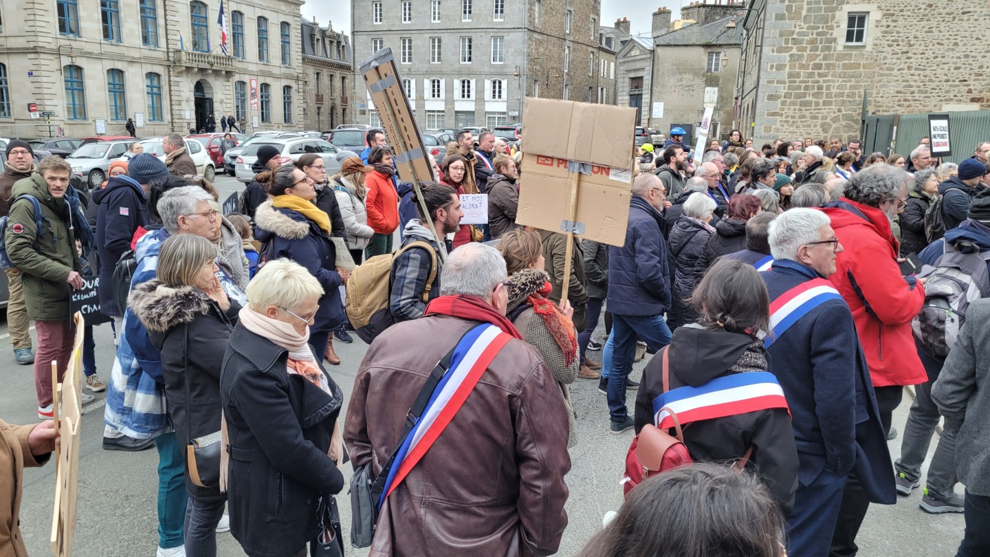 Carte scolaire en Côtes d’Armor.  Un collectif contre le projet de fermeture de 45 classes