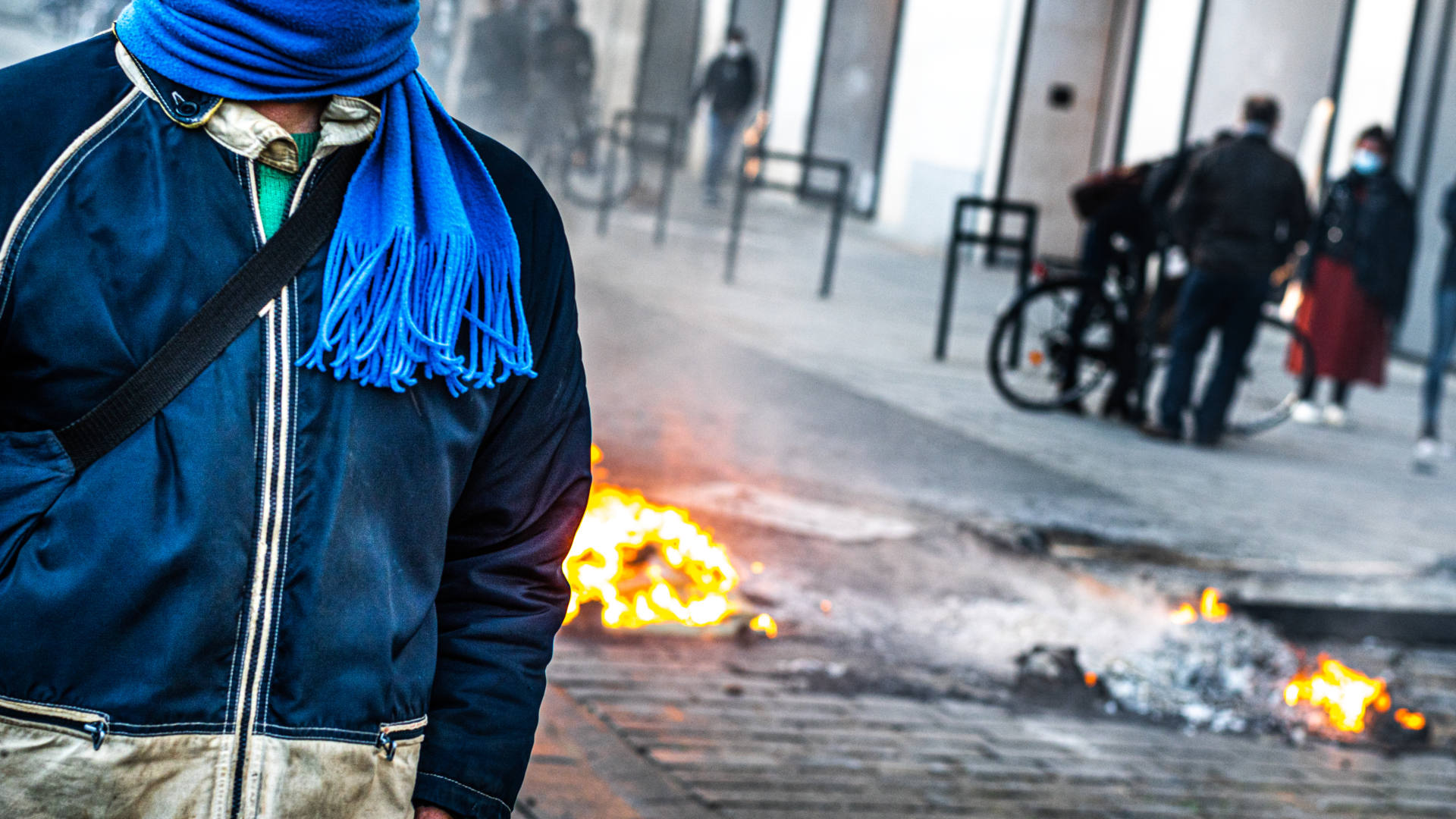 RENNES. MILAN VALTAIS PHOTOGRAPHIE L’ARTISTIQUE DANS L’ORDINAIRE DE LA RUE