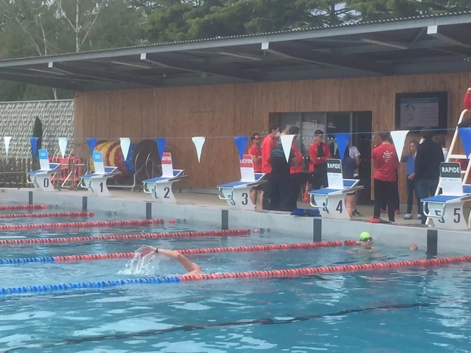 RENNES COVID-19. FERMETURE DE LA PISCINE DE BREQUIGNY