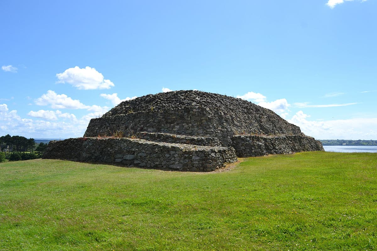 cairn barnenez finistère