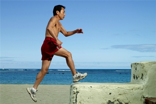 LE ROMANCIER HARUKI MURAKAMI UNE PLUME MARATHONIENNE