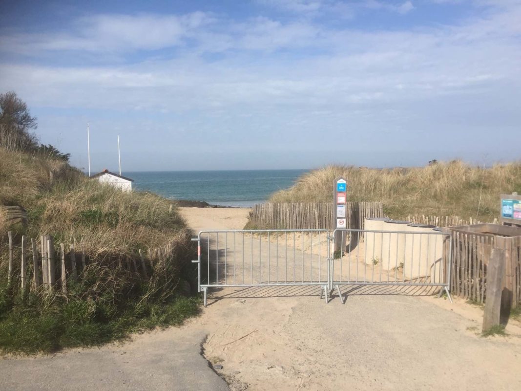 FERMETURE DES PLAGES. LA BRONCA DES MAIRES DES ABERS