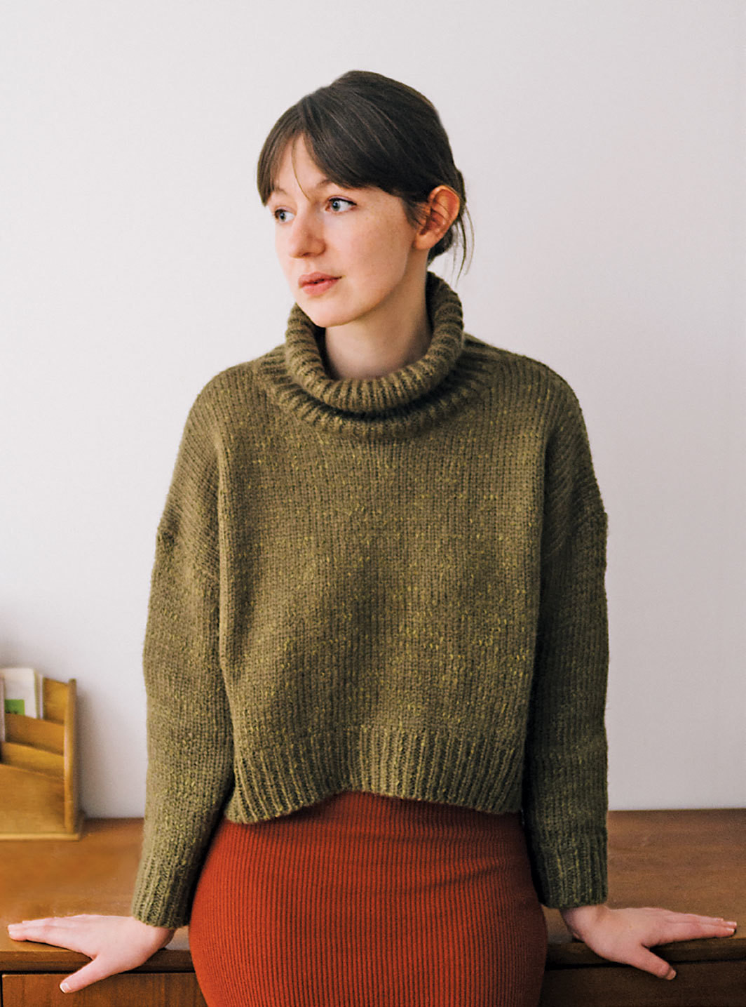 SALLY ROONEY EXPLORE L’INTIME DANS CONVERSATIONS ENTRE AMIS