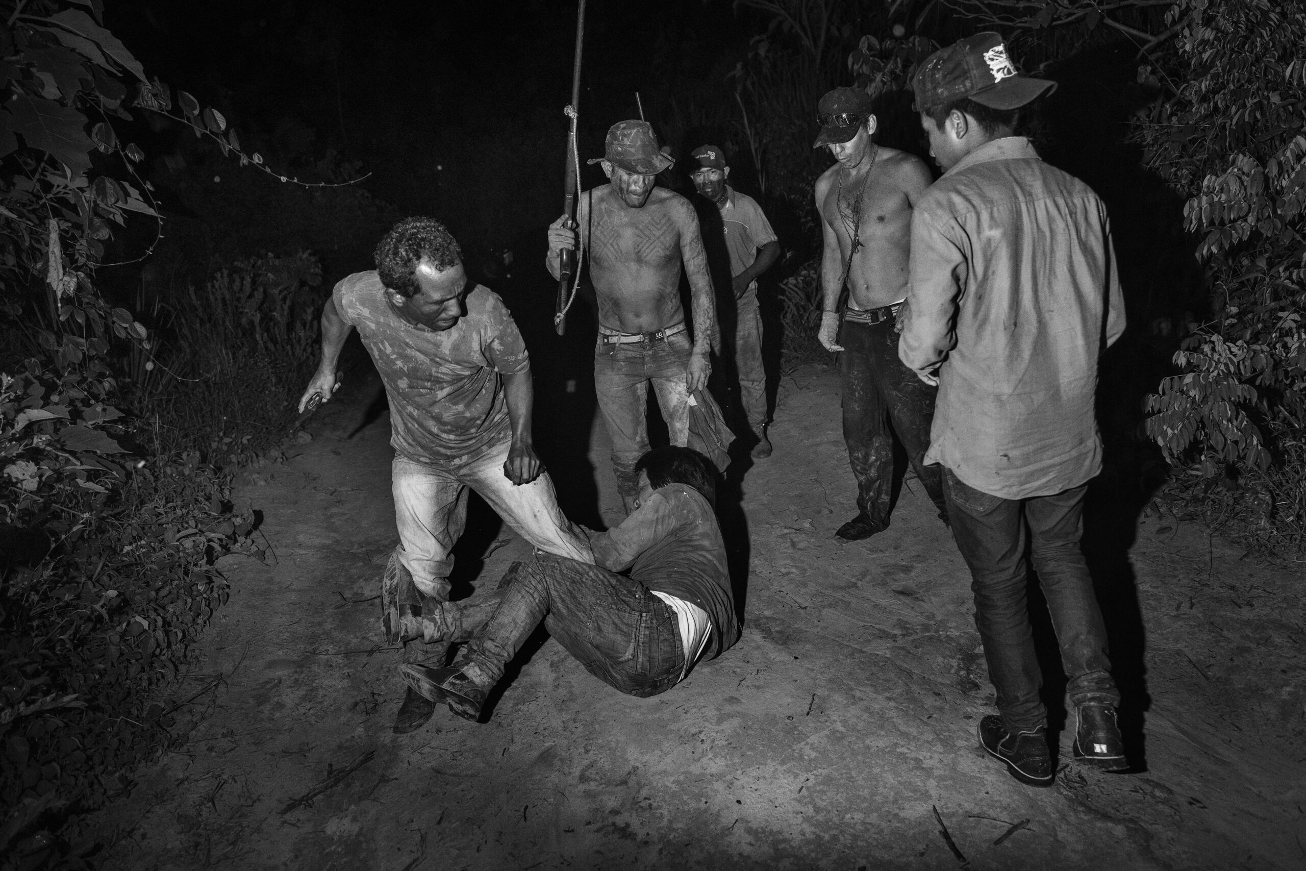 TOMMASO PROTTI, LE LAURÉAT DU PRIX CARMIGNAC DE PHOTO-JOURNALISME