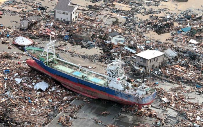 EVA KOPP PUBLIE L’ENFANT DU TSUNAMI (L’EFFET PAPILLON)