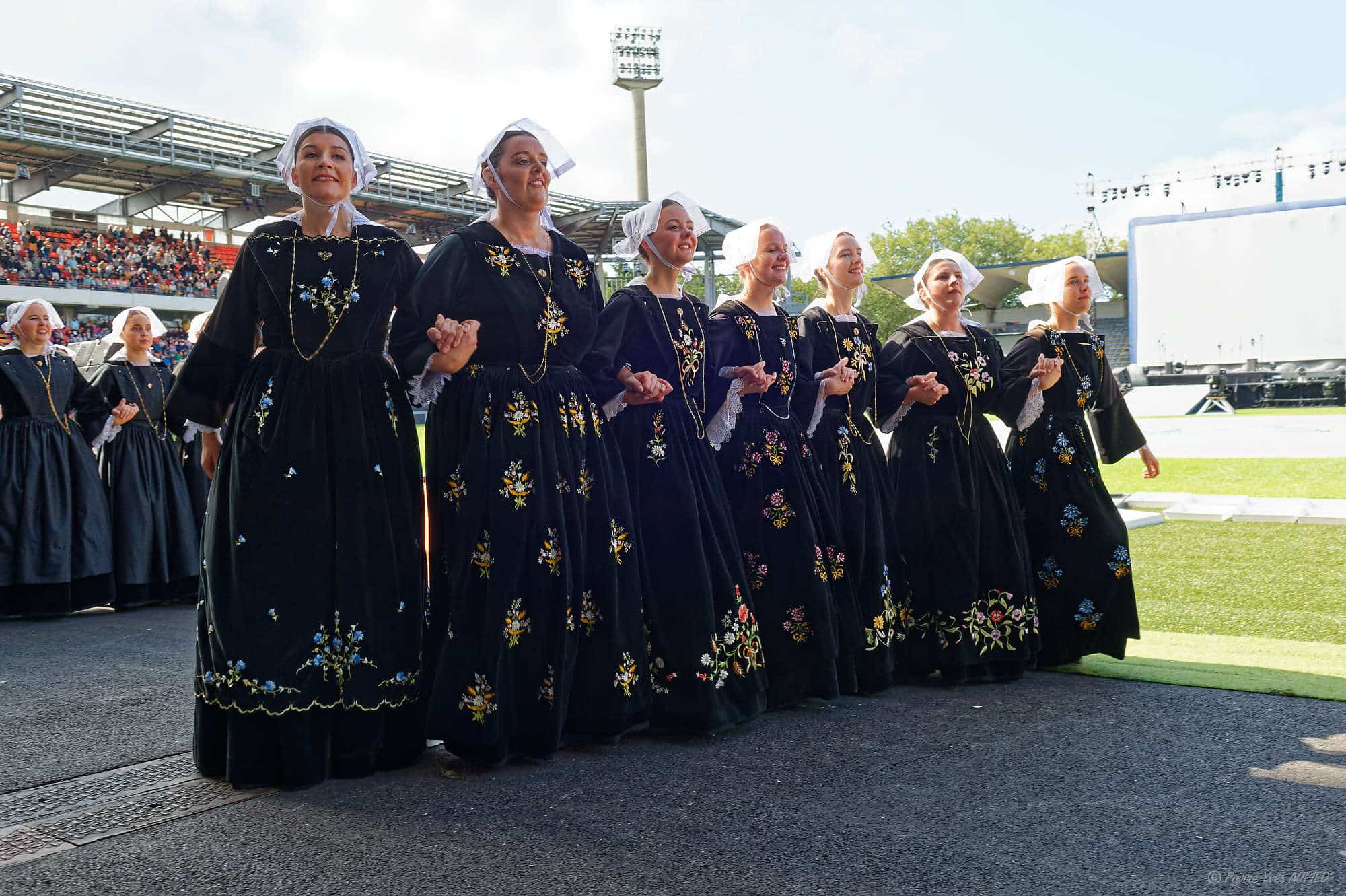 Kevrenn Alré (Bagad & Cercle Auray)