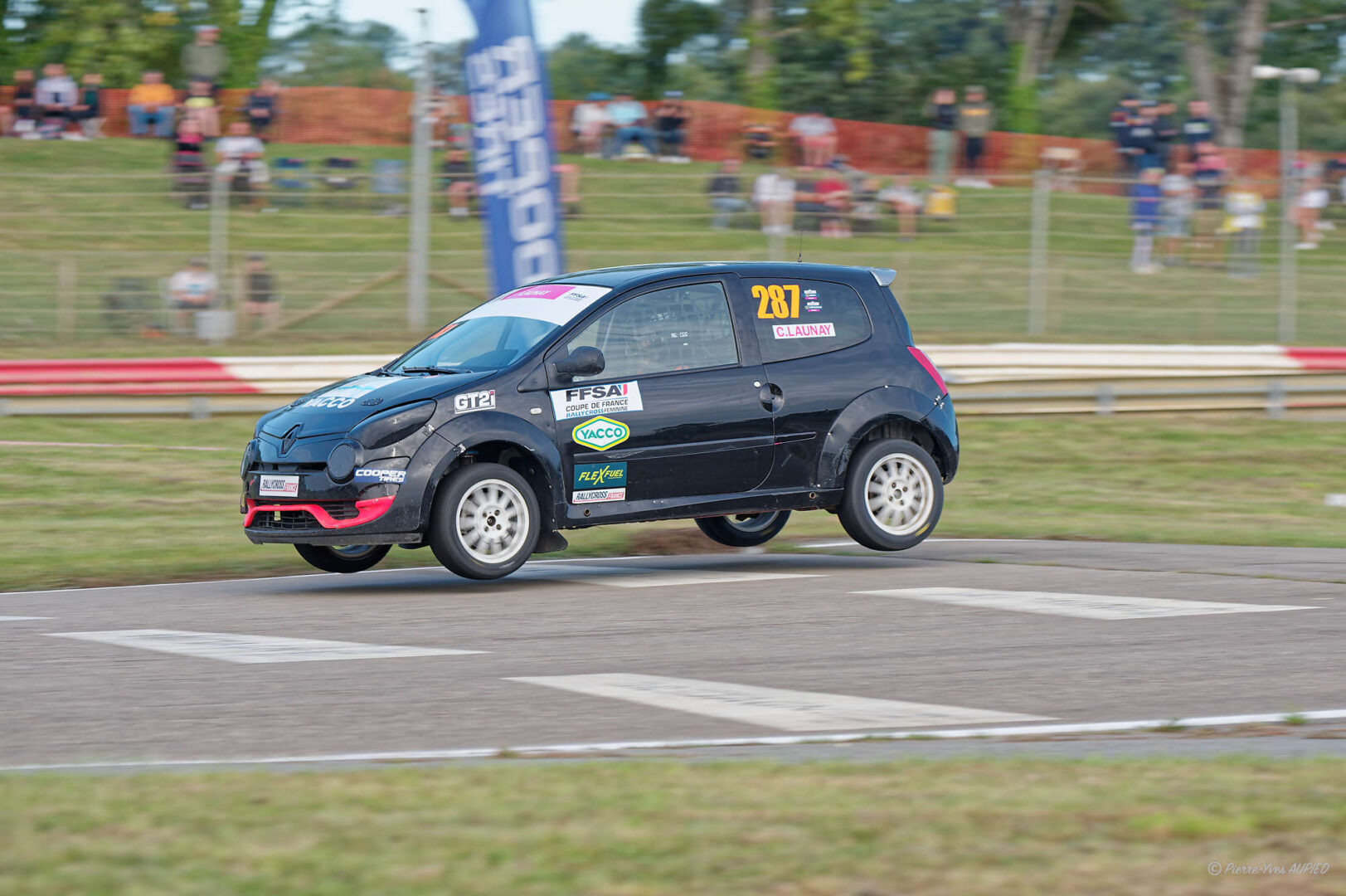 1ere Chanel Launay (sur Renault Twingo - numéro 287)