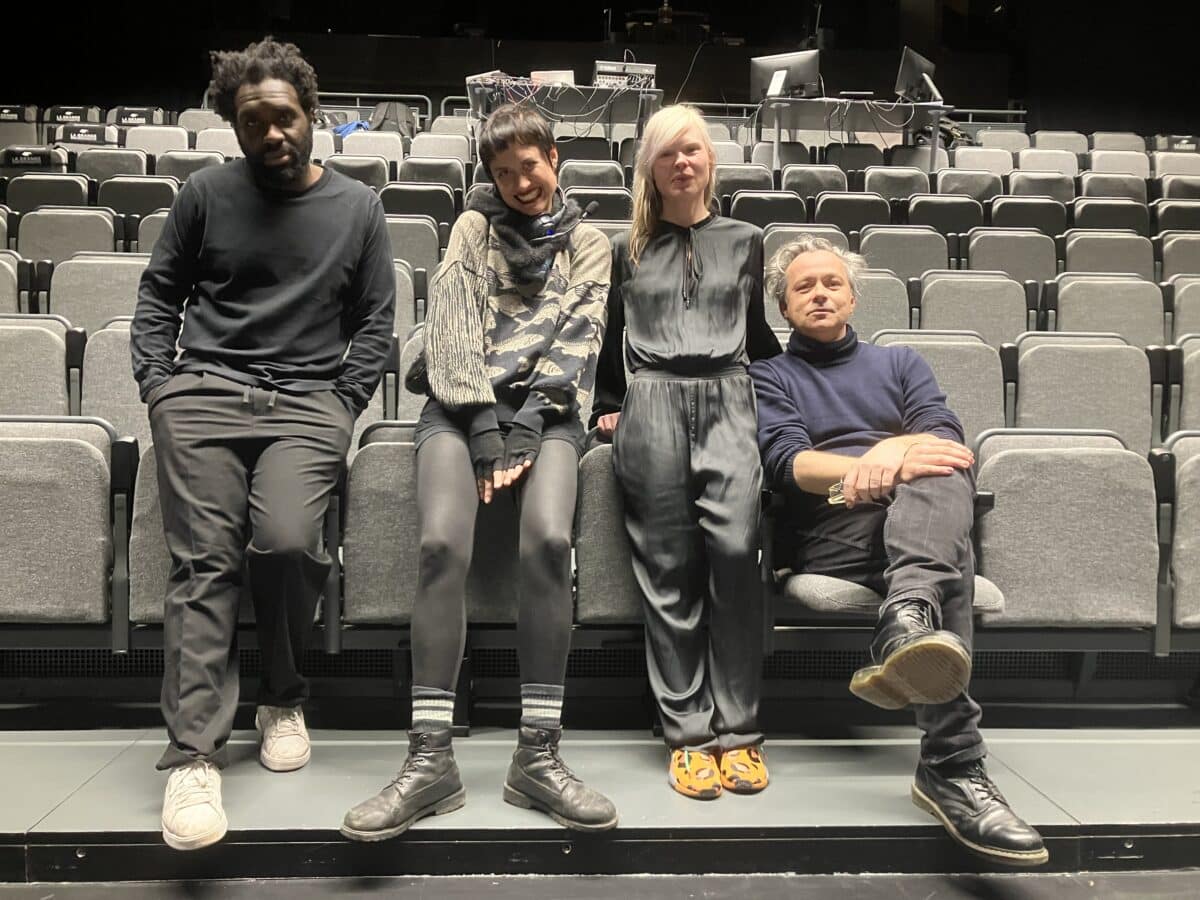 Heureuse la nation qui n'a pas d'histoire