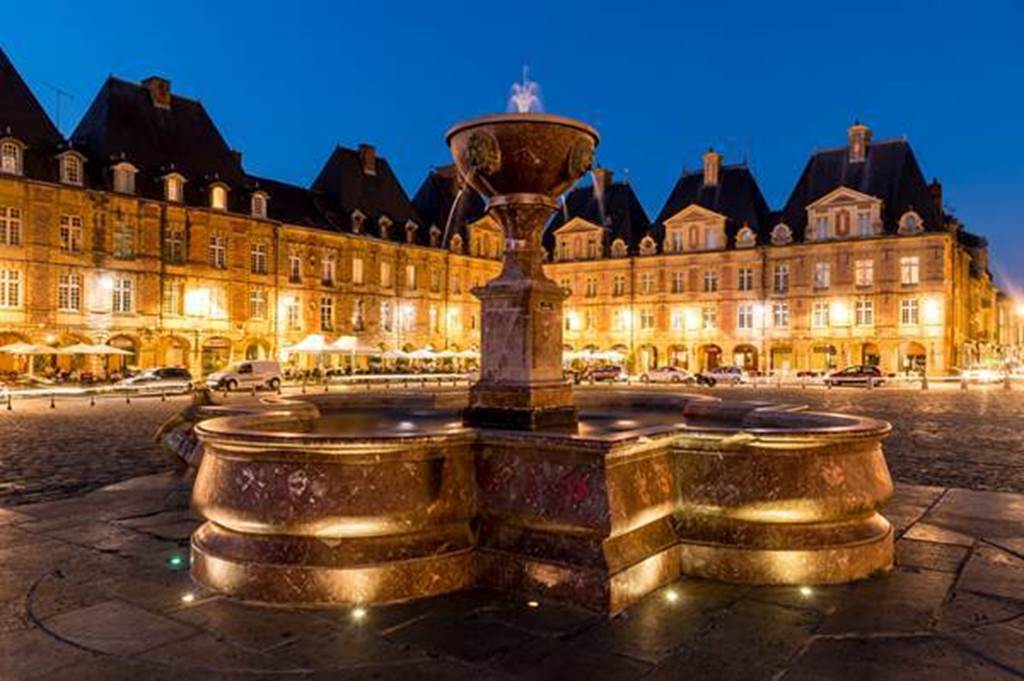 Visite guidée de Charleville à la lanterne