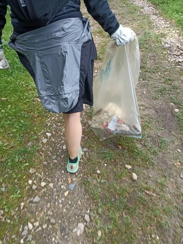 Les 6 heures de Plogging Espace naturel régional des Buttes du Parisis Parking du stade Gaston Frémont Cormeilles-en-Parisis