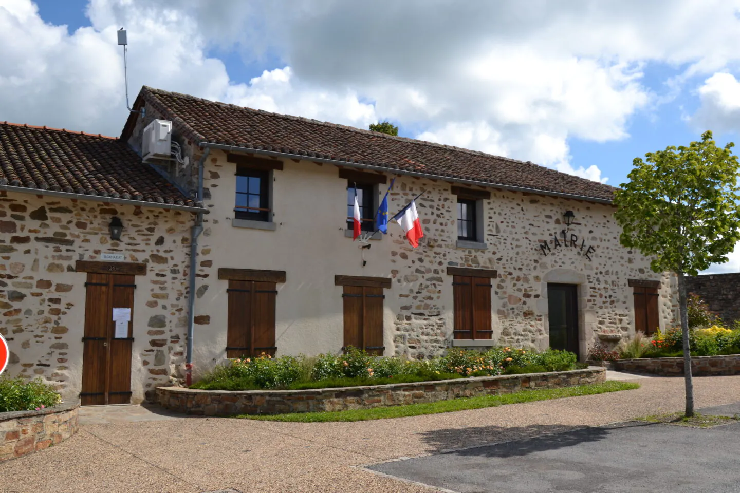 Marché traditionnel mensuel de Jourgnac