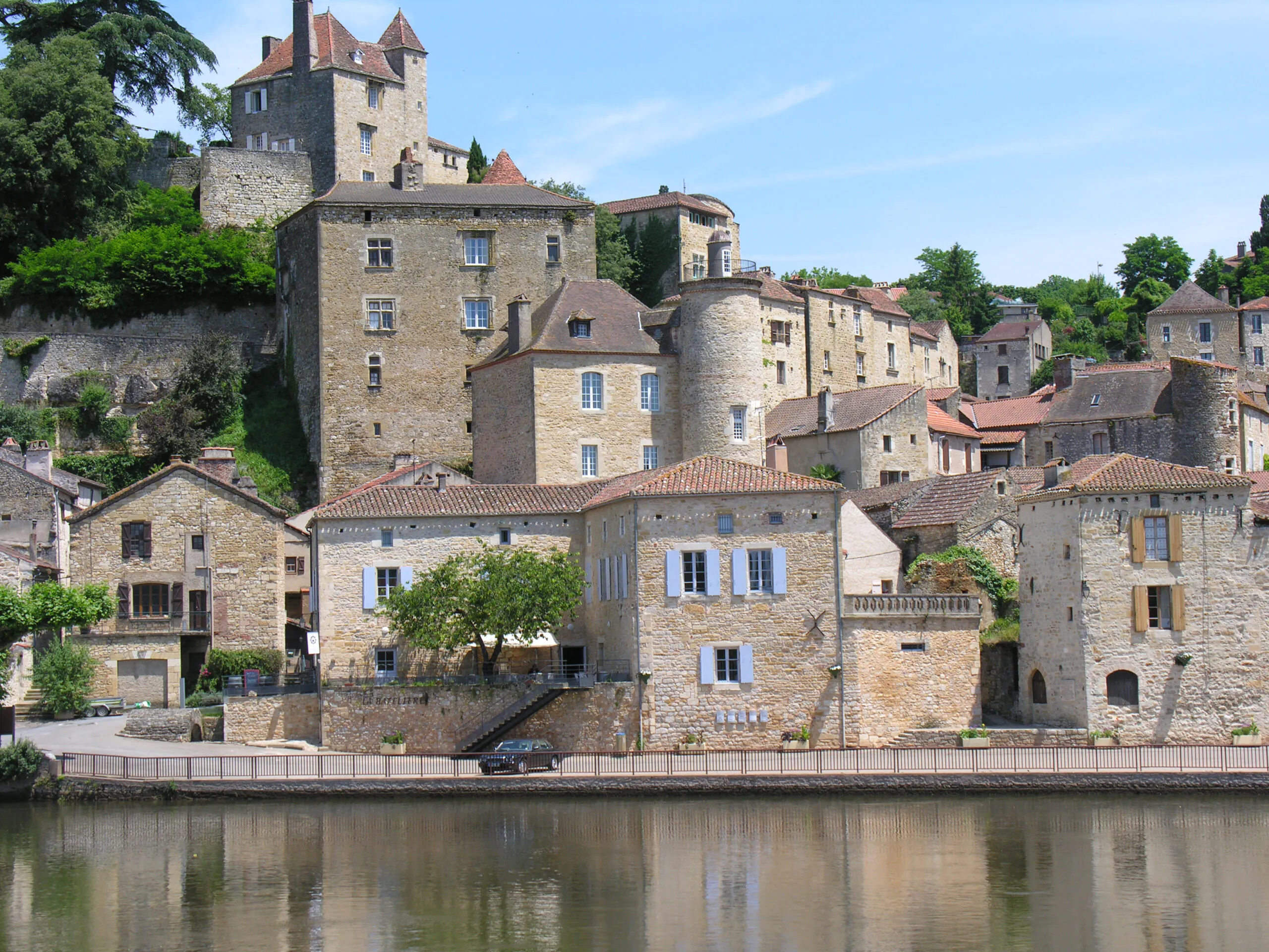 Journées Européennes du Patrimoine Visite guidée de Puy-l'Évêque